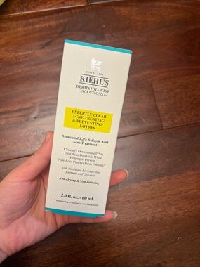 Kiehl's Expertly Clear Acne Treating & Preventing Lotion 2 oz / 60 ml NEW IN BOX